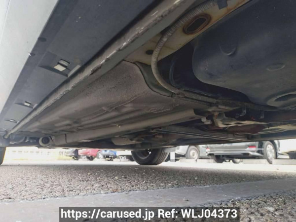 Used 2005 AT mazda verisa DC5W Image[32]