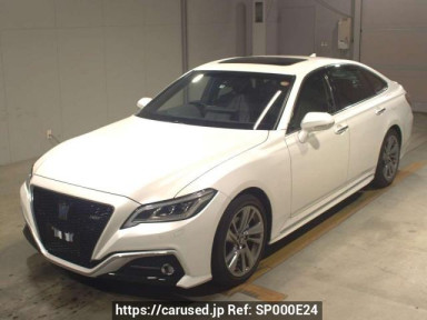 Toyota Crown Hybrid AZSH20