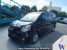 Toyota Noah ZRR70W