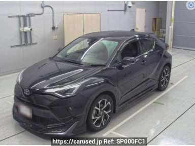 Toyota C-HR NGX10