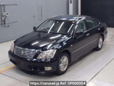 Toyota Crown GRS181