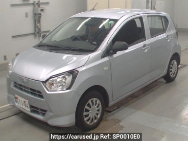 Daihatsu Mira es LA350S