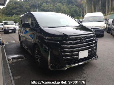 Toyota Vellfire TAHA40W