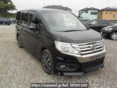 Honda Step WGN Spada RK5