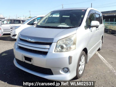 Toyota Noah ZRR70W