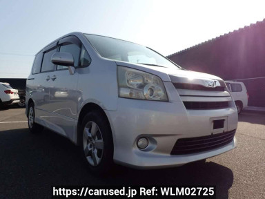 Toyota Noah ZRR70W