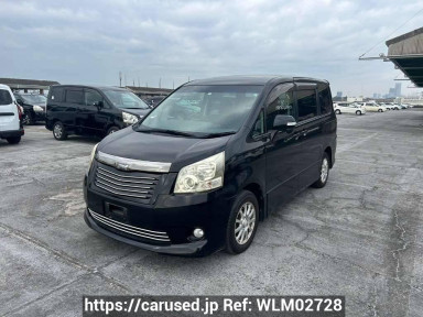 Toyota Noah ZRR70W