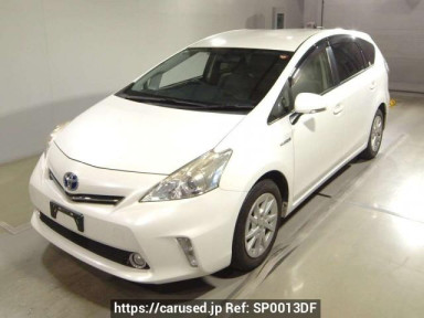 Toyota Prius alpha ZVW41W