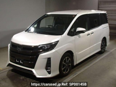 Toyota Noah ZRR80W