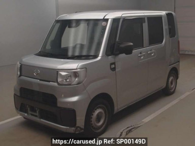 Daihatsu Hijet Caddie LA700V