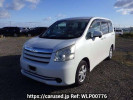 Toyota Noah ZRR70G