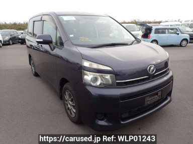 Toyota Voxy ZRR70G