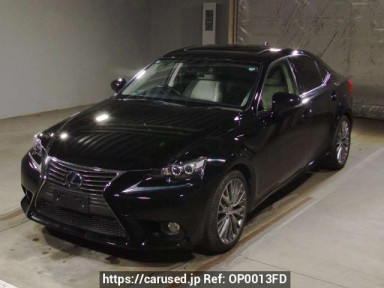 Lexus IS AVE30