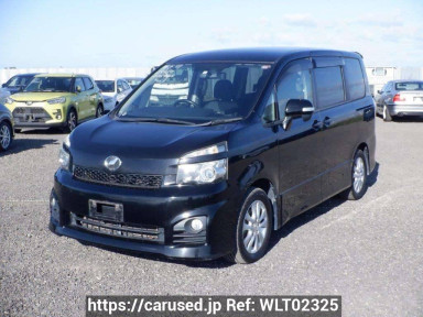 Toyota Voxy ZRR70W