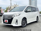 Toyota Noah DBA-ZRR80W