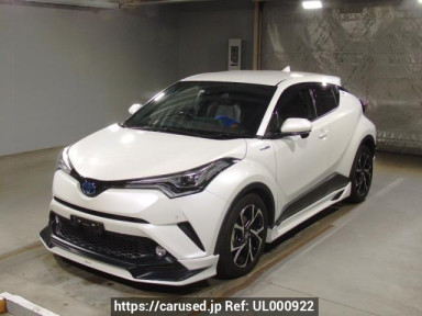 Toyota C-HR ZYX10