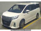 Toyota Noah ZWR80W