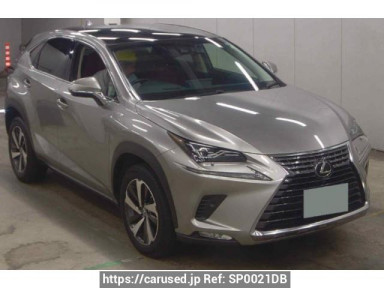 Lexus NX AGZ10