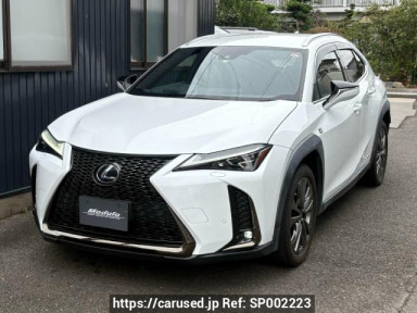 Lexus UX MZAH15