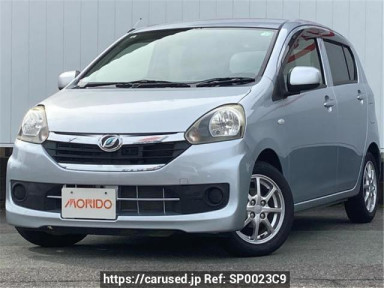 Daihatsu Mira es LA300S