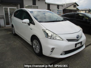 Toyota Prius alpha ZVW41W