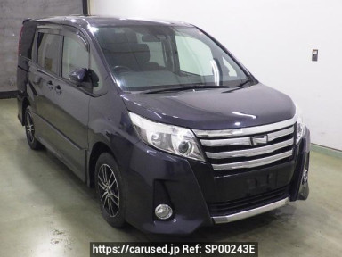 Toyota Noah ZRR85W