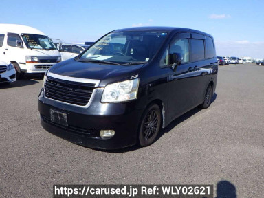 Toyota Noah ZRR70G