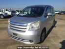 Toyota Noah ZRR70G