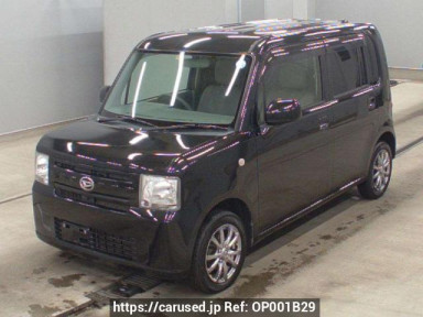 Daihatsu Move Conte L585S