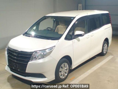 Toyota Noah ZRR80Gｶｲ