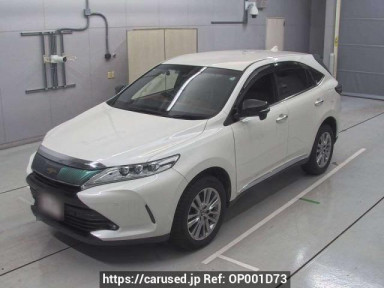 Toyota Harrier ZSU65W