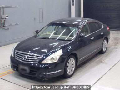 Nissan Teana J32