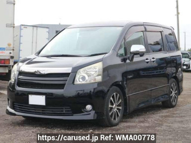 Toyota Noah ZRR70W