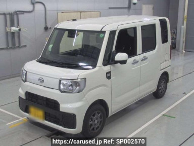 Daihatsu Hijet Caddie LA710V