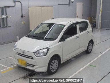 Daihatsu Mira es LA350S