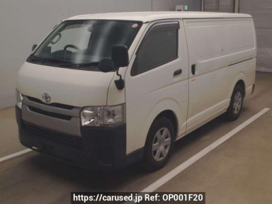 Toyota Hiace Van KDH201V