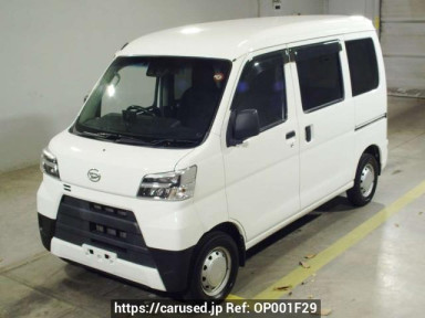 Daihatsu Hijet Cargo S331V