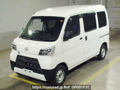 Daihatsu Hijet Cargo S331V