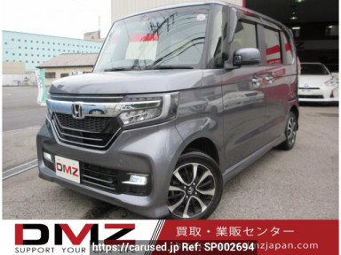 Honda N-BOX CUSTOM JF4