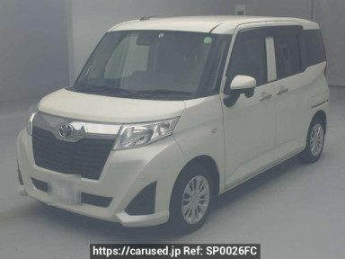 Toyota Roomy M900A