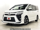 Toyota Voxy DBA-ZRR80W