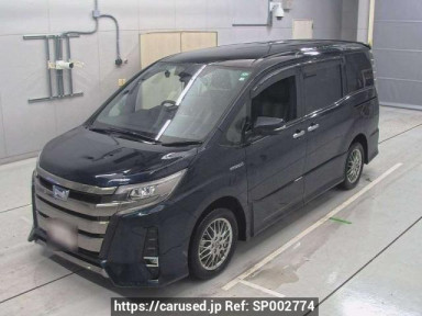 Toyota Noah ZWR80W