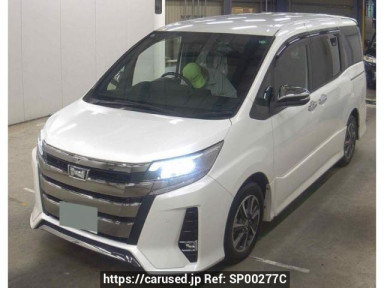 Toyota Noah ZRR80W