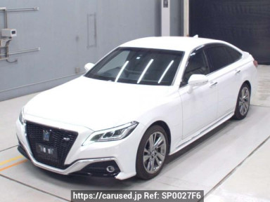 Toyota Crown Hybrid AZSH20