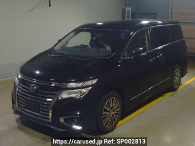 Nissan Elgrand TE52