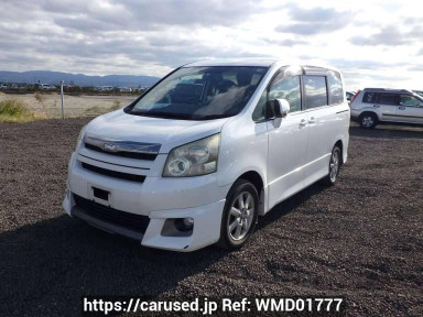 Toyota Noah ZRR70W