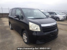 Toyota Noah ZRR70G