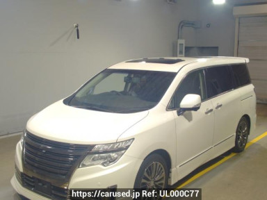 Nissan Elgrand PE52