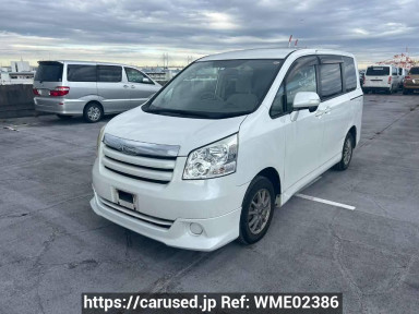 Toyota Noah ZRR70G