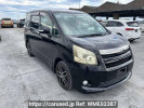 Toyota Noah ZRR70W